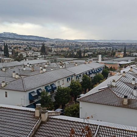 Апартаменти Piso Turistico Уетор-Вега Екстер'єр фото