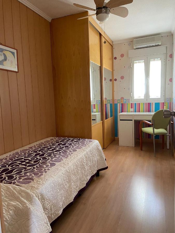 Апартаменти Piso Turistico Уетор-Вега Екстер'єр фото